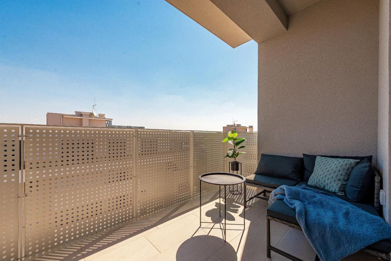 City Lux Apartment 2 - With Garage And Balcony 扎达尔 外观 照片